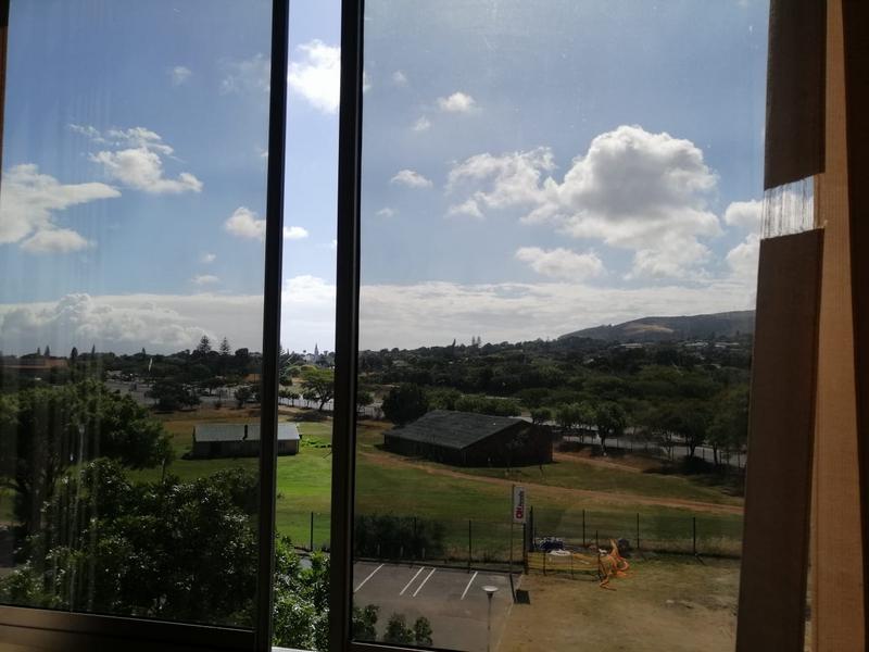 To Let 2 Bedroom Property for Rent in Oakdale Western Cape